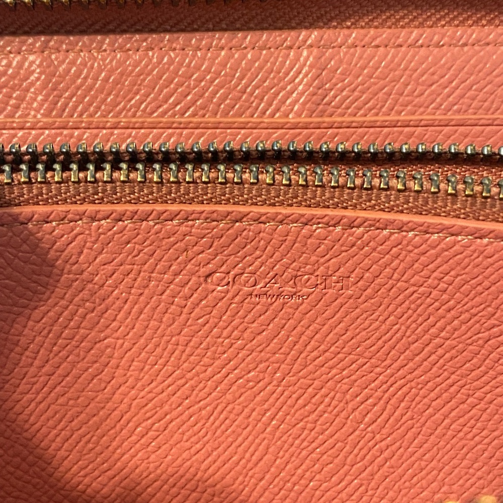 COACH Crossgrain Leather Accordion Zip Wallet - Picture 8 of 16